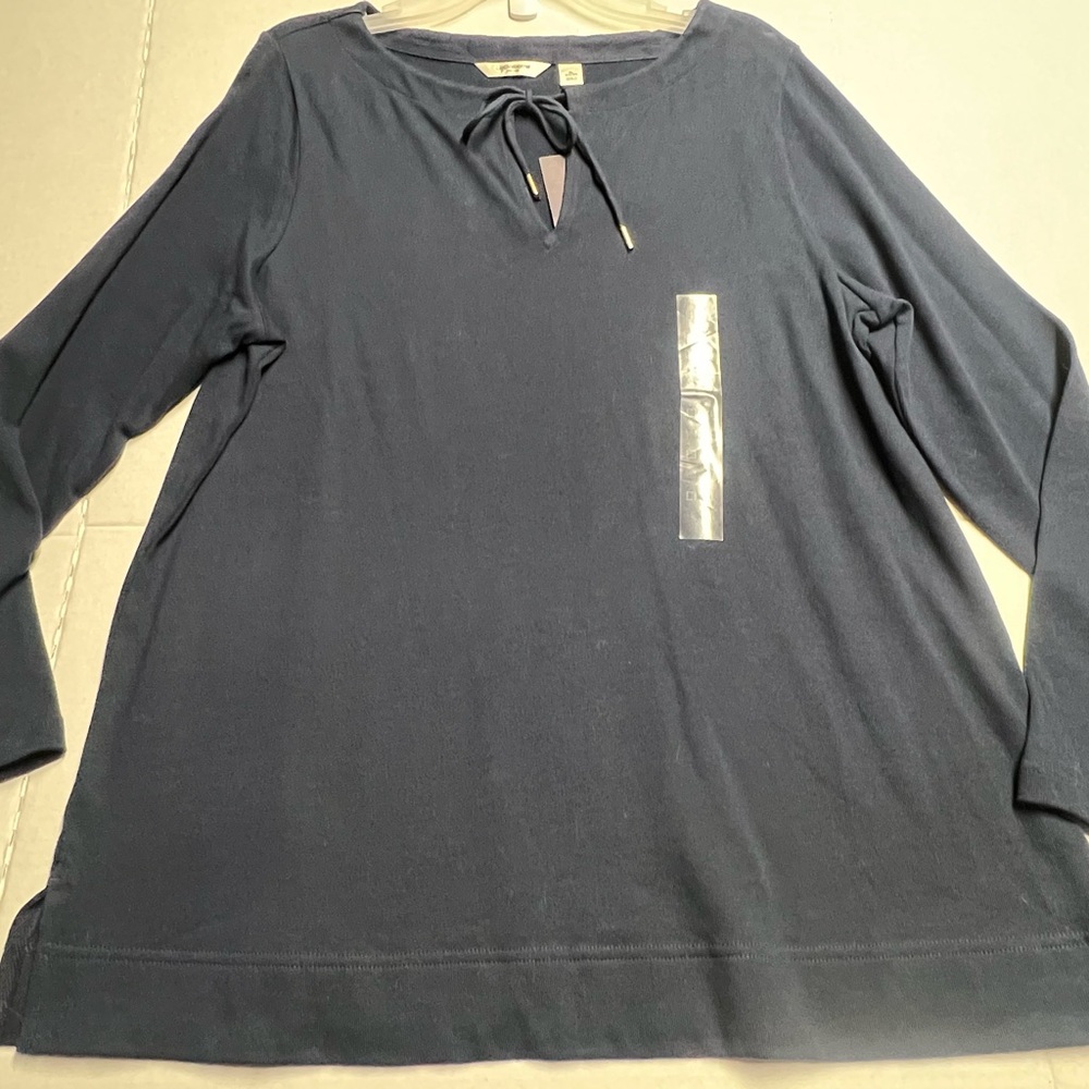 NWT Women's Liz Claiborne New York Top  Navy Top